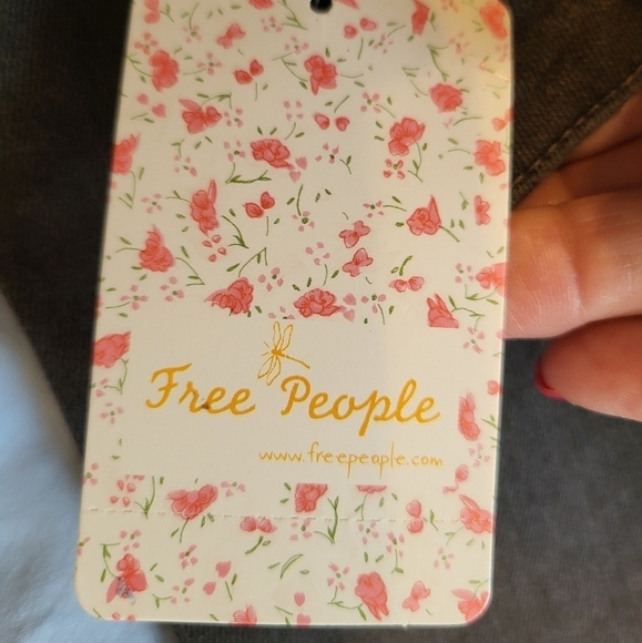 NWT Free People size 28 Black raw hem - Picture 4 of 14